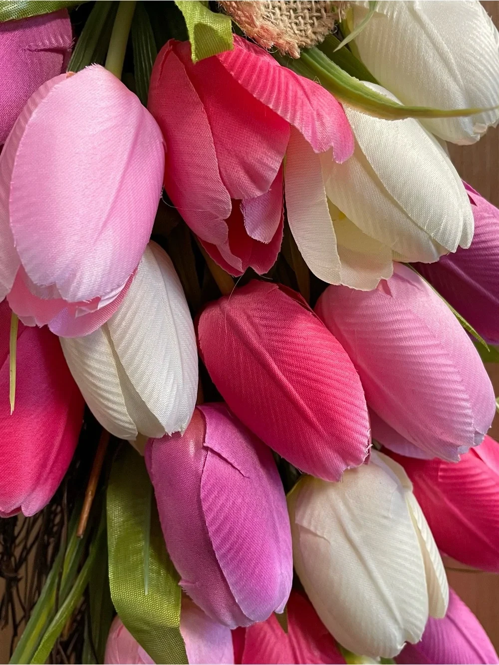 Tulip Grapevine Swag/Wreath 24” Long